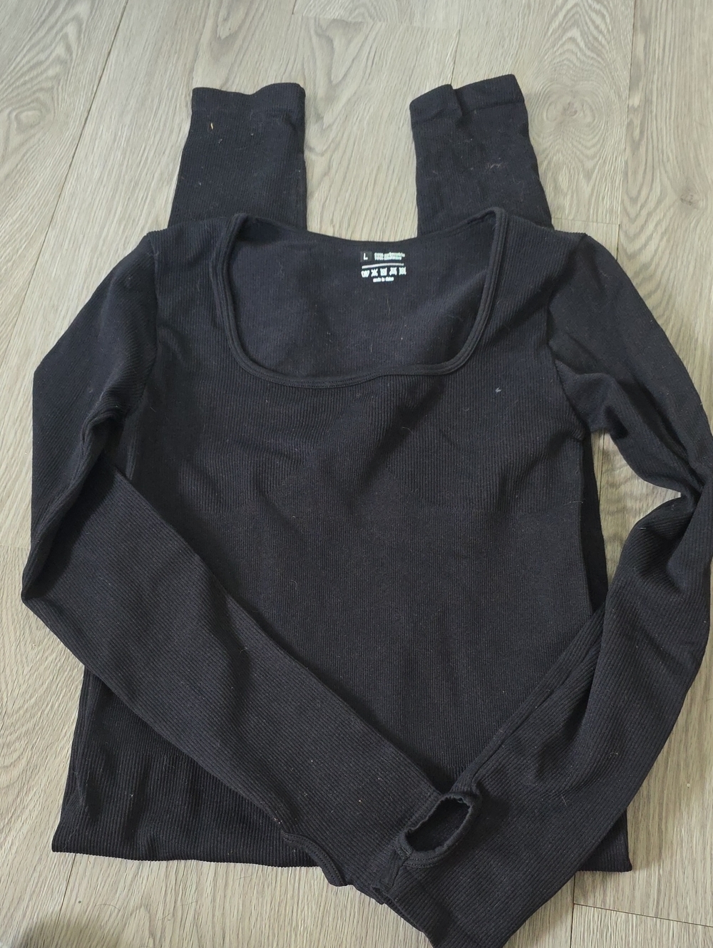 96 - SHEIN Black Ribbed Long-Sleeve Bodysuit
